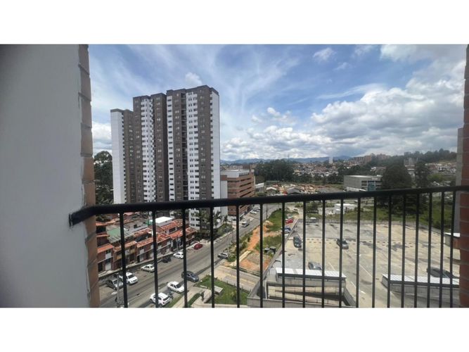Apartamento de 3 alcobas en venta en Cuatro Esquinas, Rionegro, 54 m² · foto 14 de 17
