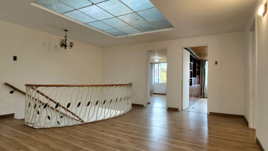 Casa de 6 alcobas en venta en Gran America, Bogotá, 400 m² · foto 9 de 20