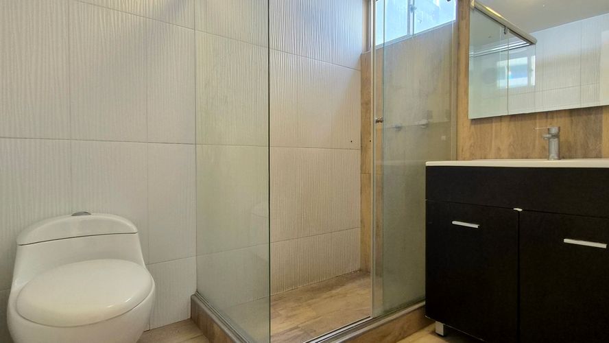 Casa de 6 alcobas en venta en Gran America, Bogotá, 400 m² · foto 15 de 20
