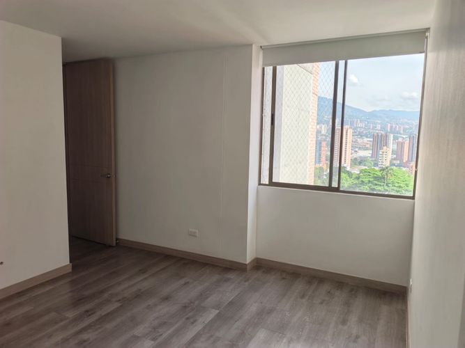 Apartamento de 3 alcobas en venta en Loma De La Doctora, Sabaneta, 103 m² · foto 16 de 24