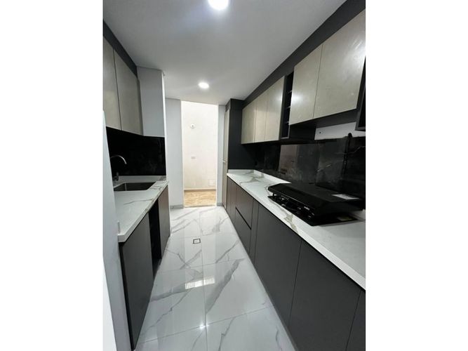 Casa de 4 alcobas en venta en El Castillo, Jamundí, 137 m² · foto 6 de 24