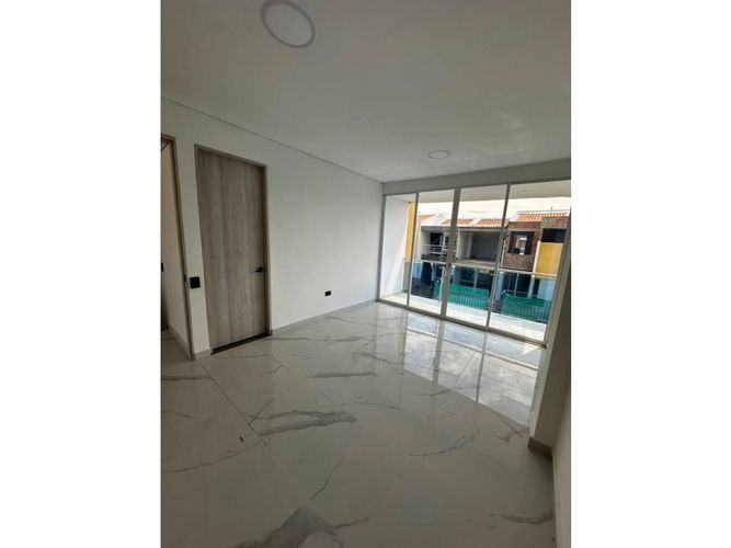 Casa de 4 alcobas en venta en El Castillo, Jamundí, 137 m² · foto 10 de 24