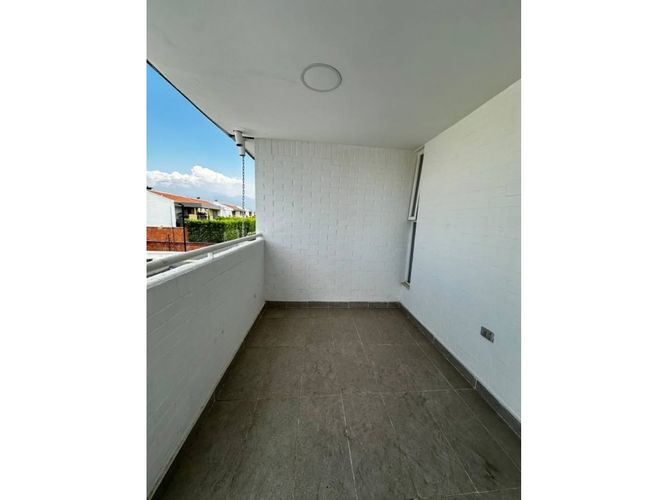 Casa de 4 alcobas en venta en El Castillo, Jamundí, 137 m² · foto 14 de 24