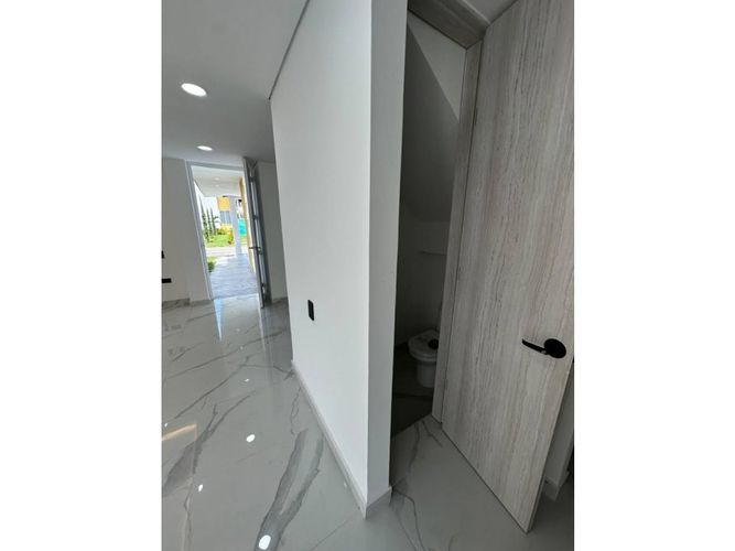 Casa de 4 alcobas en venta en El Castillo, Jamundí, 137 m² · foto 20 de 24