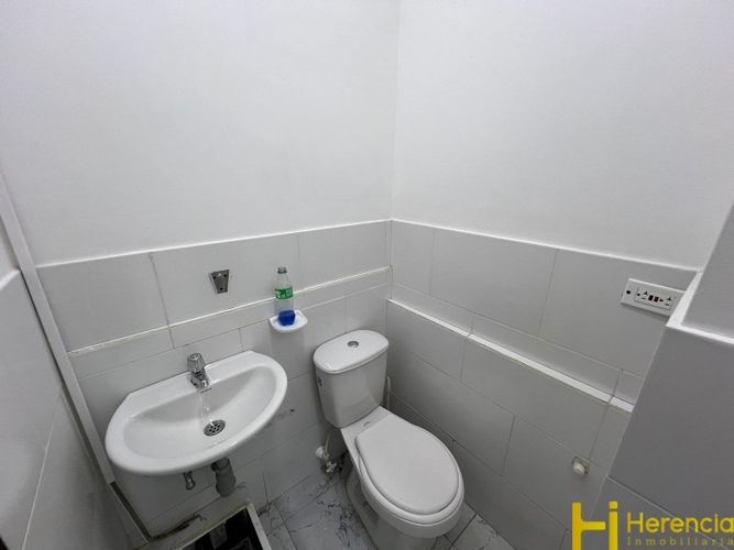 Local en arriendo en Suramericana, Medellín, 38 m² · foto 5 de 10