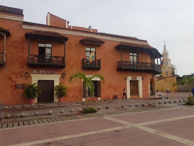Local en arriendo en El Centro, Cartagena, 1000 m² · foto 2 de 3