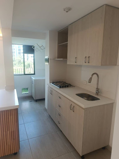 Apartamento en arriendo en Cimarronas, Rionegro · foto 2 de 16