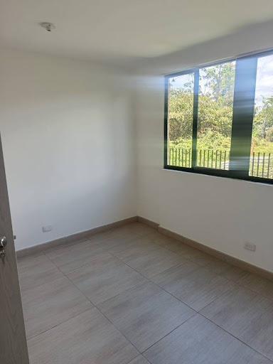 Apartamento en arriendo en Cimarronas, Rionegro · foto 10 de 16