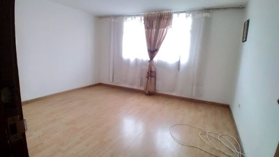 Casa de 4 alcobas en venta en Jazmin, Bogotá, 420 m² · foto 3 de 15