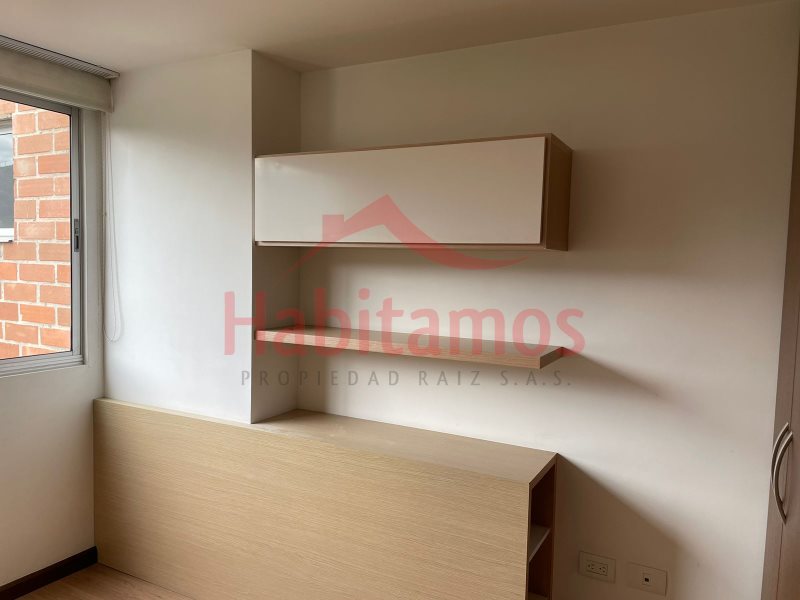 Apartamento en arriendo en Cumbres, Envigado · foto 9 de 14