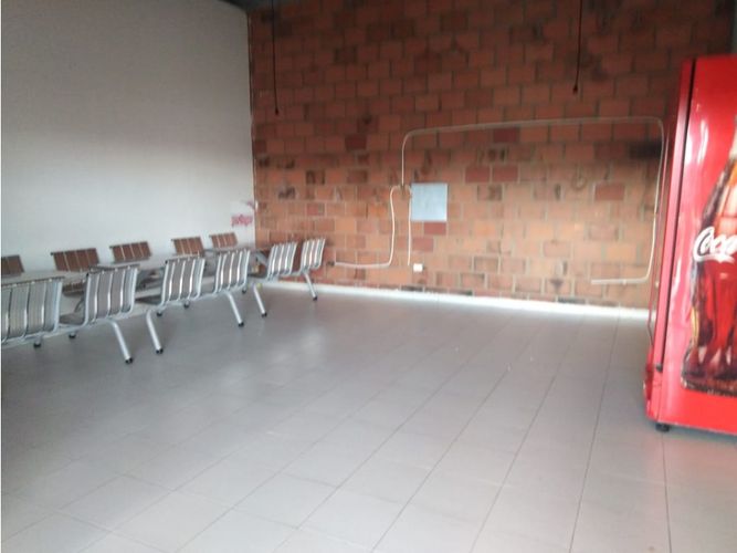 Local en venta en Galicia, Pereira, 36 m² · foto 6 de 9