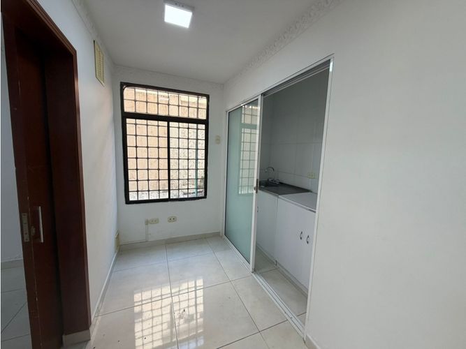 Consultorio en arriendo en El Porvenir, Barranquilla, 36 m² · foto 10 de 14