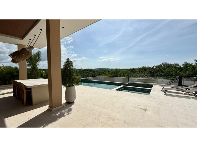 Casa de 6 alcobas en venta en Lagos Del Caujaral, Atlántico, 900 m² · foto 16 de 18