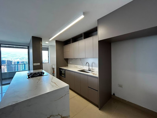Apartamento en arriendo en Castropol, Medellín · foto 2 de 21