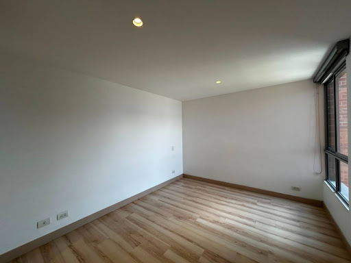Apartamento en arriendo en Castropol, Medellín · foto 8 de 21