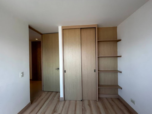 Apartamento en arriendo en Castropol, Medellín · foto 15 de 21