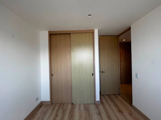 Apartamento en arriendo en Castropol, Medellín · foto 17 de 21