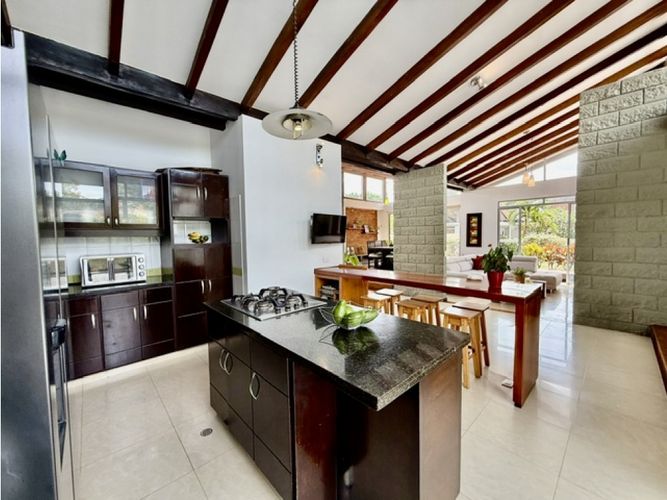 Casa de 3 alcobas en venta en Las Mercedes, Jamundí, 409 m² · foto 9 de 24