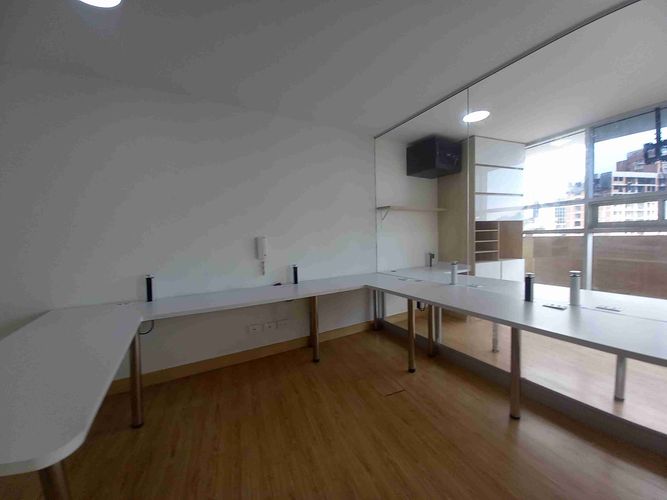 Oficina en arriendo en Palogrande, Manizales, 31 m² · foto 11 de 24