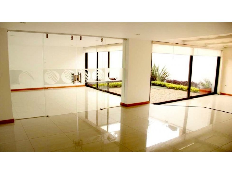Casa en venta en Santa Ana, Bogotá · foto 3 de 24