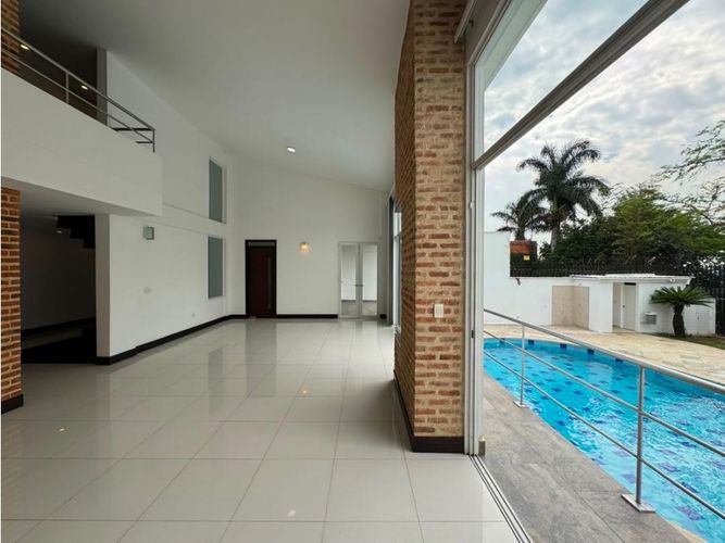 Casa de 4 alcobas en venta en Tejares Cristales, Cali, 450 m² · foto 4 de 24