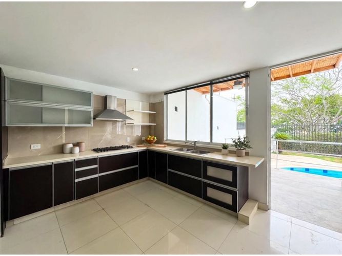 Casa de 4 alcobas en venta en Tejares Cristales, Cali, 450 m² · foto 14 de 24