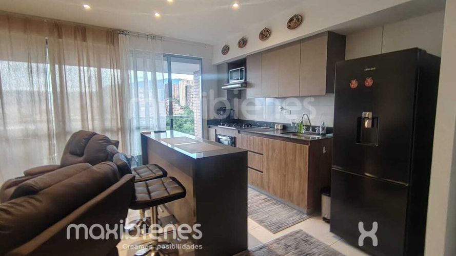 Apartamento de 3 alcobas en venta en Las Lomitas, Sabaneta, 78 m² · foto 4 de 23
