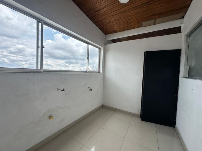 Local en arriendo en Avenida Santander, Manizales, 100 m² · foto 9 de 18