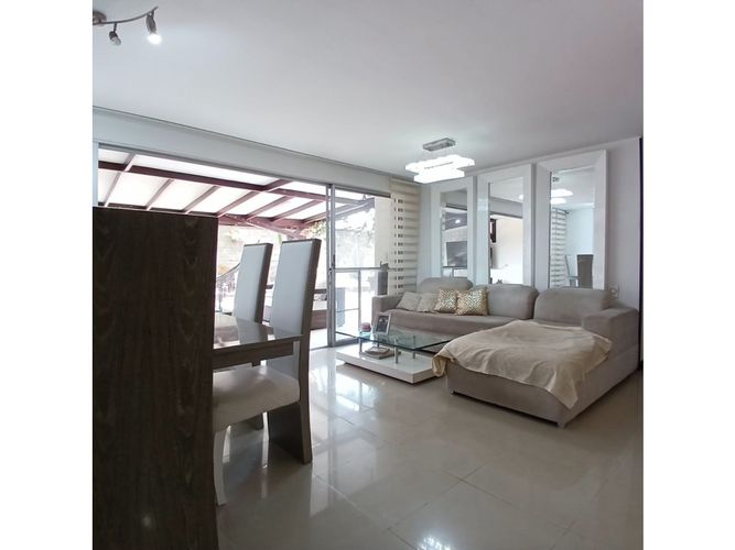 Apartamento en venta en La Flora, Cali · foto 3 de 21