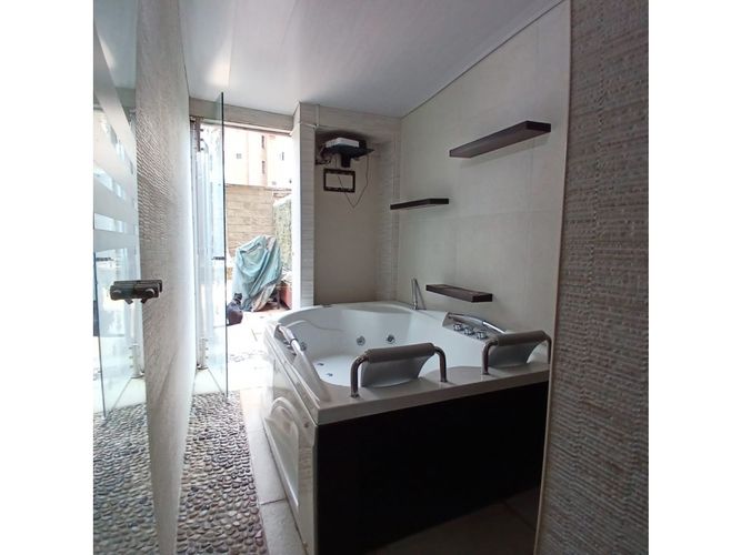 Apartamento en venta en La Flora, Cali · foto 11 de 21