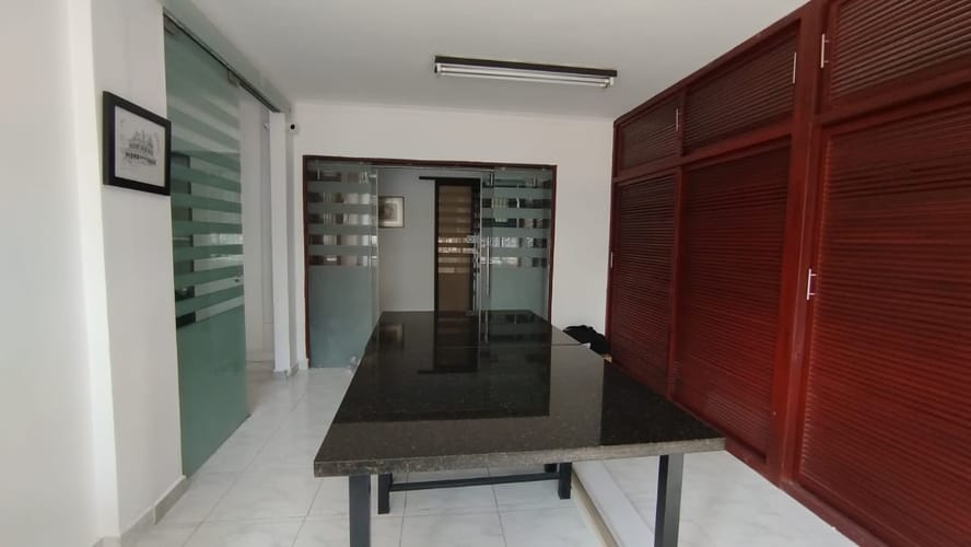 Oficina en arriendo en Versalles, Cali, 145 m² · foto 2 de 11