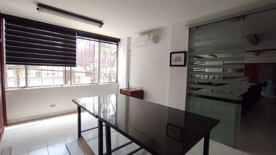 Oficina en arriendo en Versalles, Cali, 145 m² · foto 3 de 11