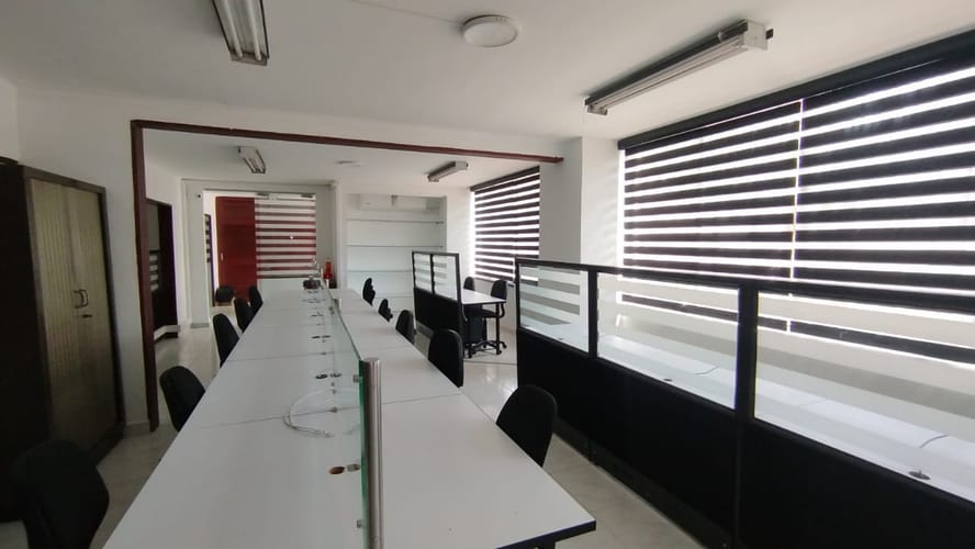 Oficina en arriendo en Versalles, Cali, 145 m² · foto 4 de 11
