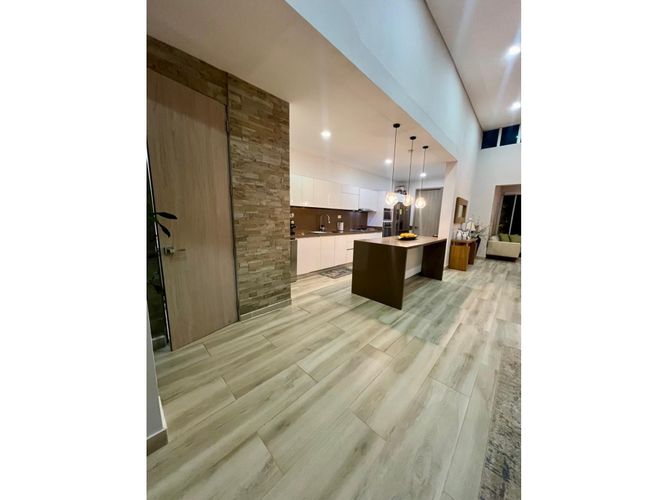 Casa de 3 alcobas en venta en America, Puerto Colombia, 200 m² · foto 7 de 20