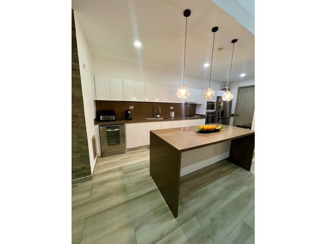 Casa de 3 alcobas en venta en America, Puerto Colombia, 200 m² · foto 8 de 20