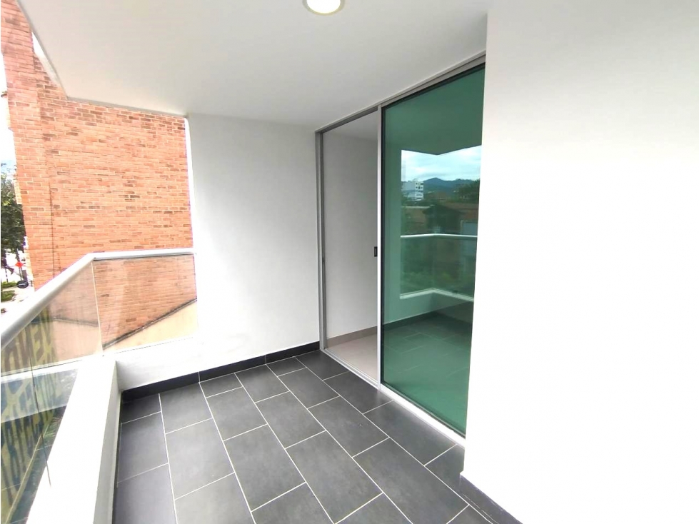 Apartamento en venta en Laureles, Medellín · foto 3 de 24