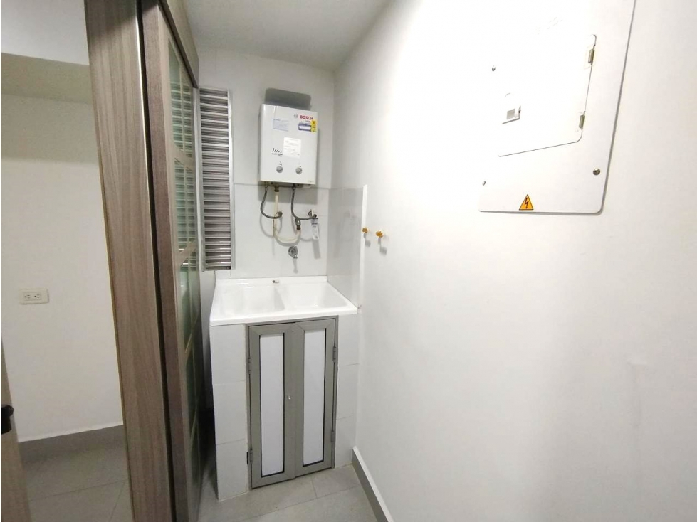 Apartamento en venta en Laureles, Medellín · foto 6 de 24
