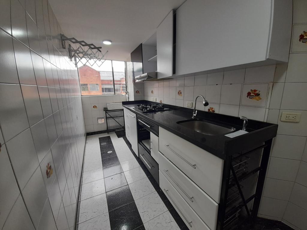 Apartamento en venta en Mirandela, Bogotá · foto 6 de 23
