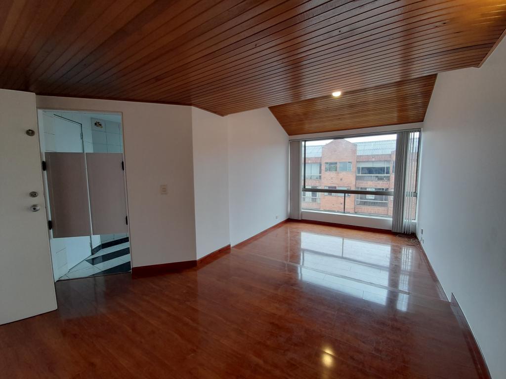 Apartamento en venta en Mirandela, Bogotá · foto 9 de 23