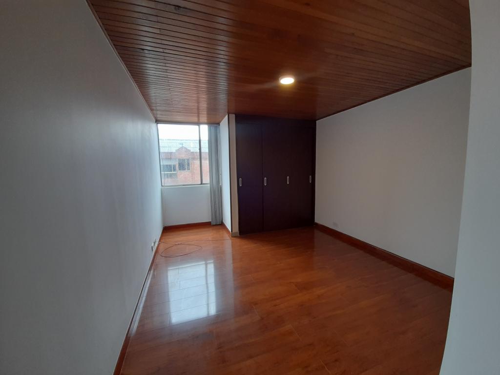 Apartamento en venta en Mirandela, Bogotá · foto 12 de 23