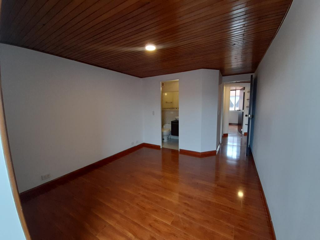 Apartamento en venta en Mirandela, Bogotá · foto 13 de 23
