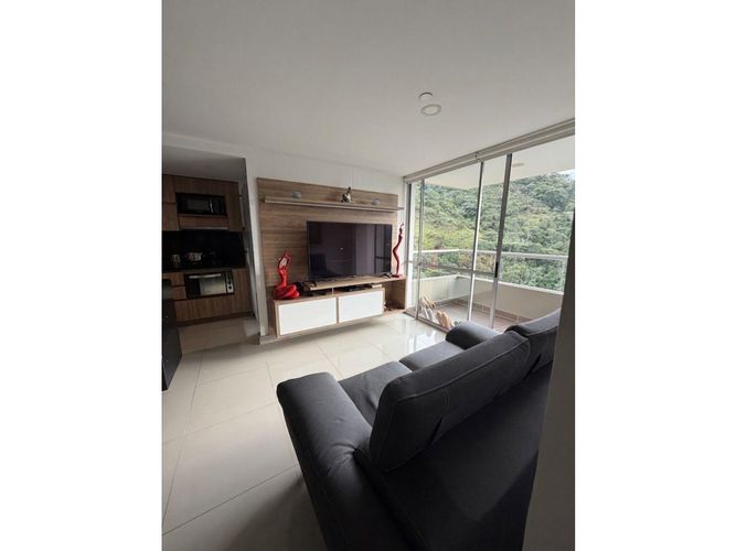 Apartamento de 3 alcobas en venta en Las Antillas, Envigado, 64 m² · foto 2 de 10