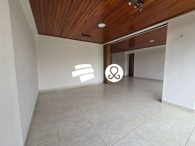 Apartamento de 3 alcobas en venta en La Aguacatala, Medellín, 118 m² · foto 3 de 23