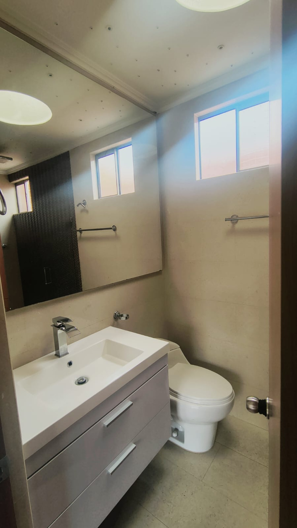 Casa en arriendo en San Antonio Norte, Bogotá · foto 8 de 14