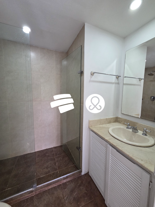 Apartamento de 3 alcobas en venta en La Aguacatala, Medellín, 118 m² · foto 22 de 23
