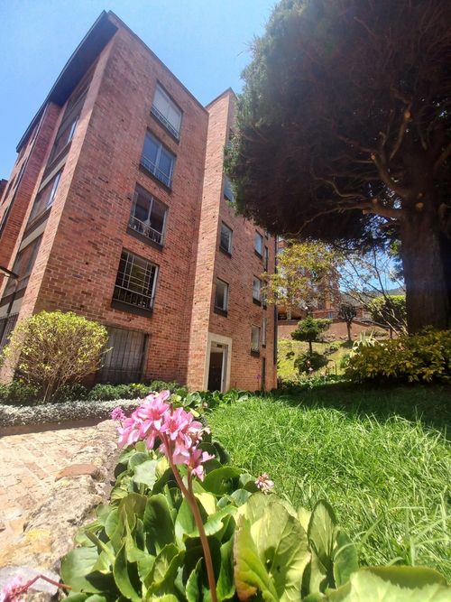 Apartamento de 3 alcobas en arriendo en Bella Suiza, Bogotá, 61 m² · foto 2 de 24