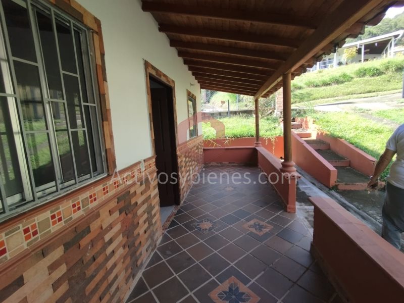 Casa en Arriendo en Llano Grande, Envigado