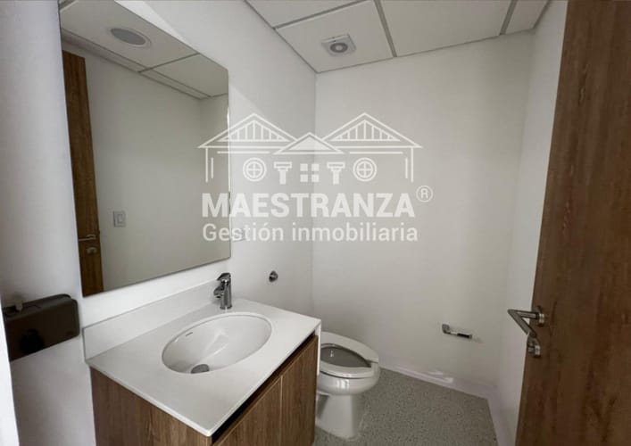 Consultorio en arriendo en Ciudad Del Río, Medellín, 38 m² · foto 4 de 5