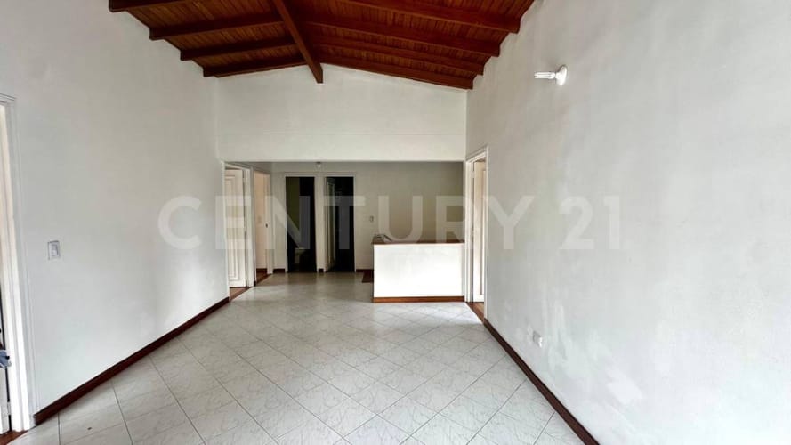 Apartamento de 4 alcobas en venta en El Poblado, Medellín, 260 m² · foto 10 de 22