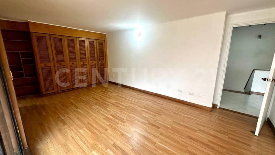 Apartamento de 4 alcobas en venta en El Poblado, Medellín, 260 m² · foto 18 de 22